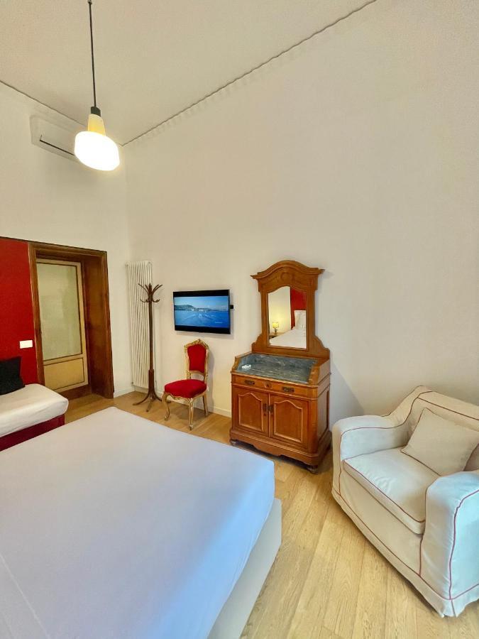 Alma De Partenope - Relais De Charme By The Sea Apartamento