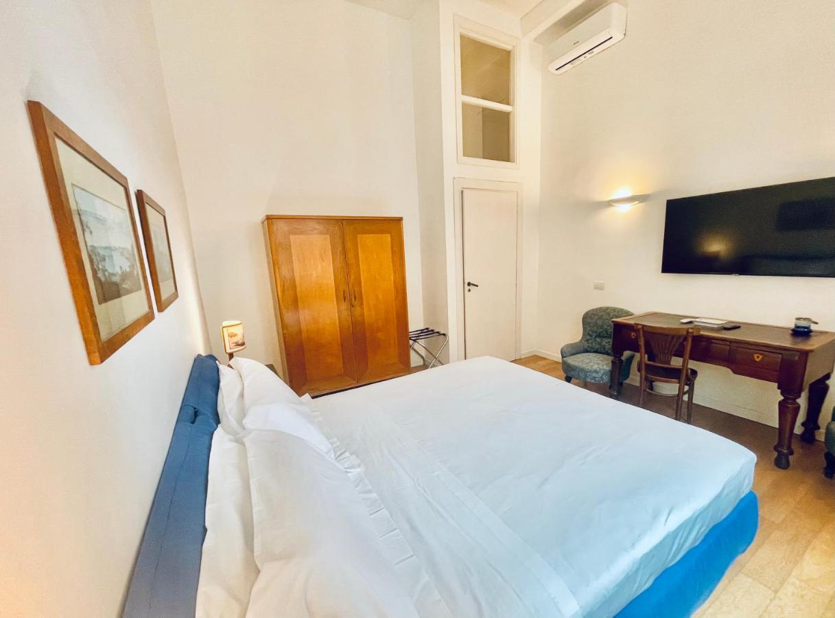 Alma De Partenope - Relais De Charme By The Sea Apartamento *